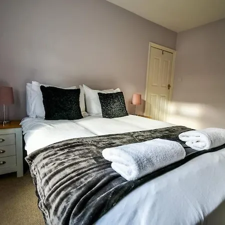 Dom wakacyjny Buckingham Terrace - 4 Bedrooms - Sleeps 7 Redcar